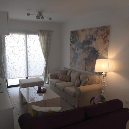 Horizon Luxury Apartment 4 Larnaca Exterior photo