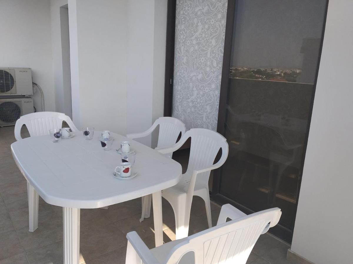 Horizon Luxury Apartment 4 Larnaca Exterior photo