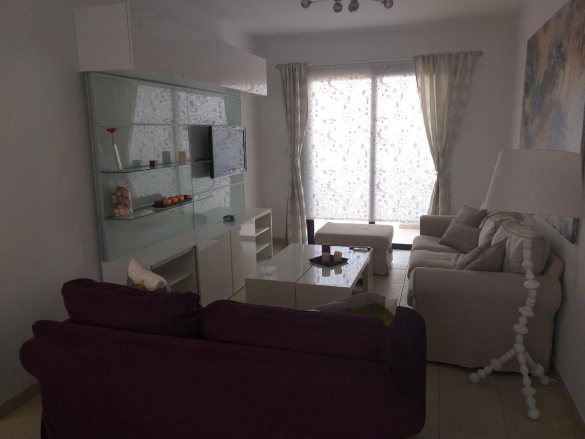Horizon Luxury Apartment 4 Larnaca Exterior photo