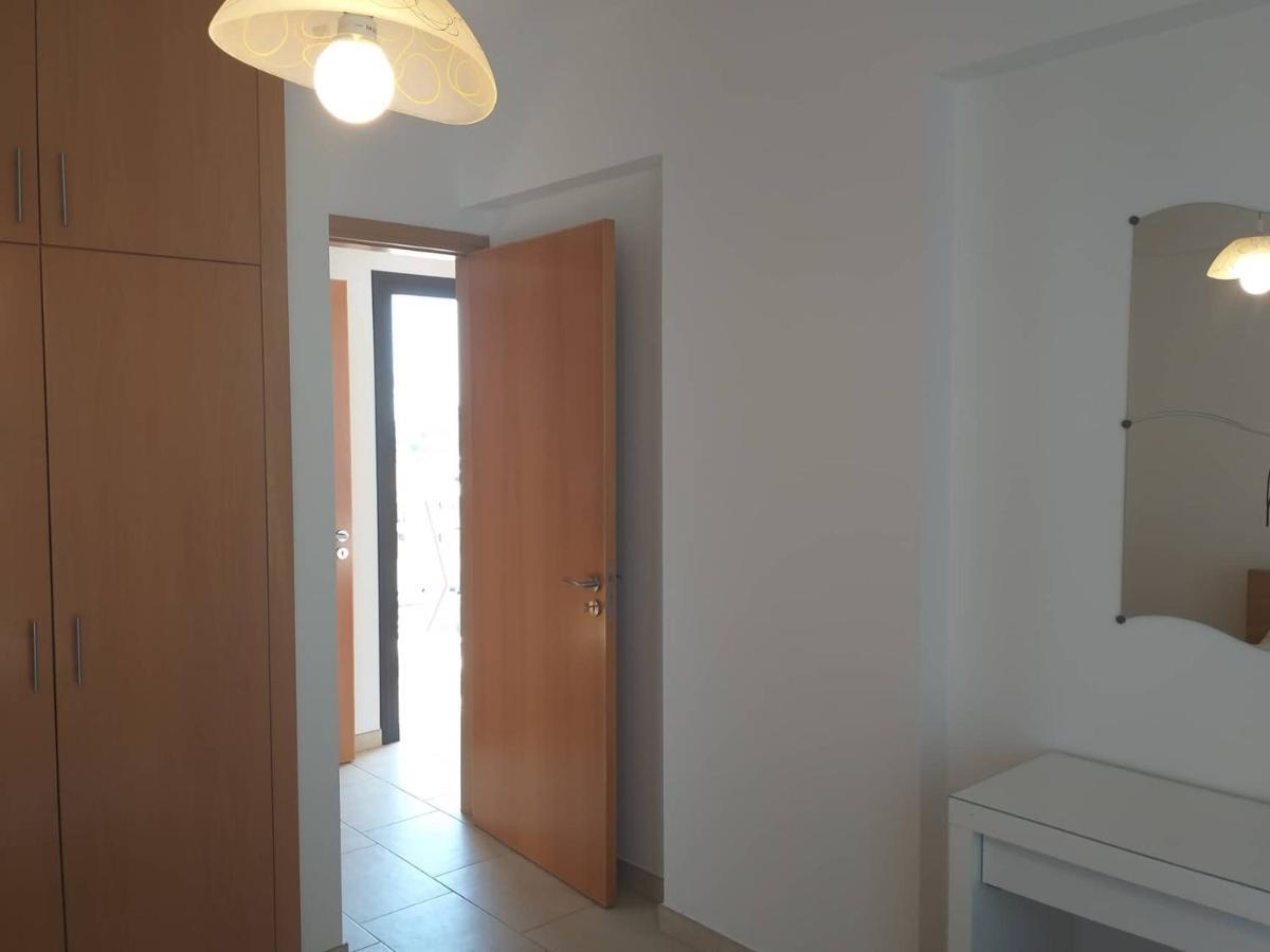 Horizon Luxury Apartment 4 Larnaca Exterior photo